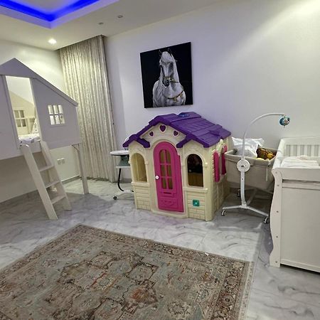 بيت النرجس الخاص Rijád Kültér fotó